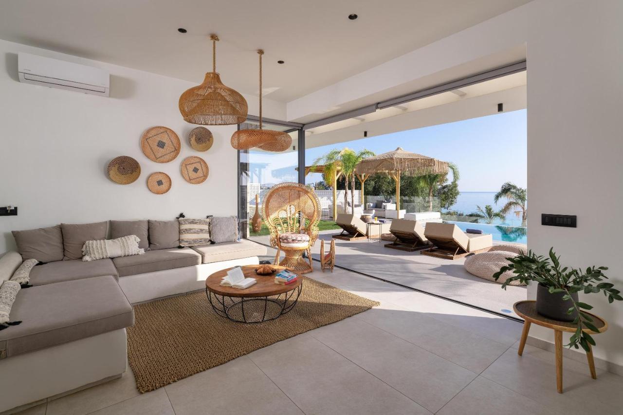 Lido Blue Villa Pefki  ภายนอก รูปภาพ