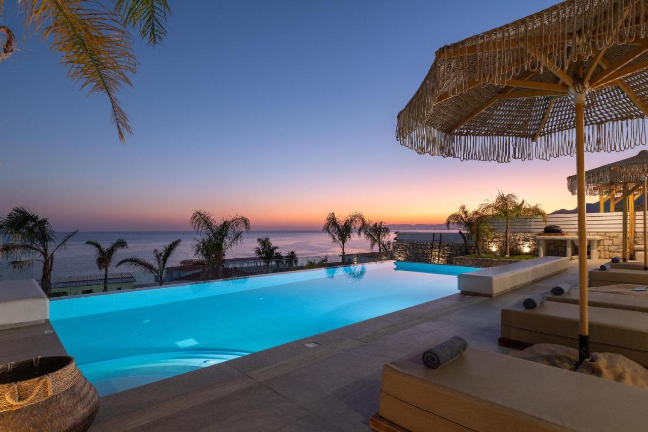 Lido Blue Villa Pefki  ภายนอก รูปภาพ