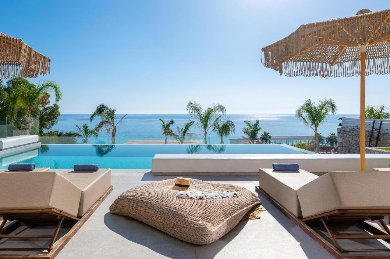 Lido Blue Villa Pefki  ภายนอก รูปภาพ