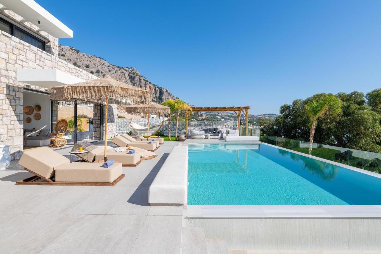 Lido Blue Villa Pefki  ภายนอก รูปภาพ