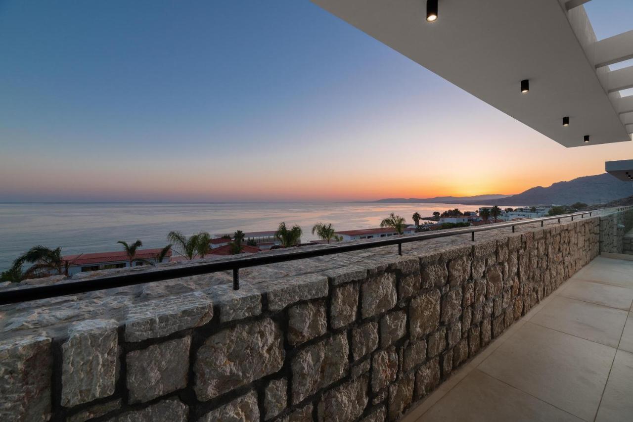Lido Blue Villa Pefki  ภายนอก รูปภาพ
