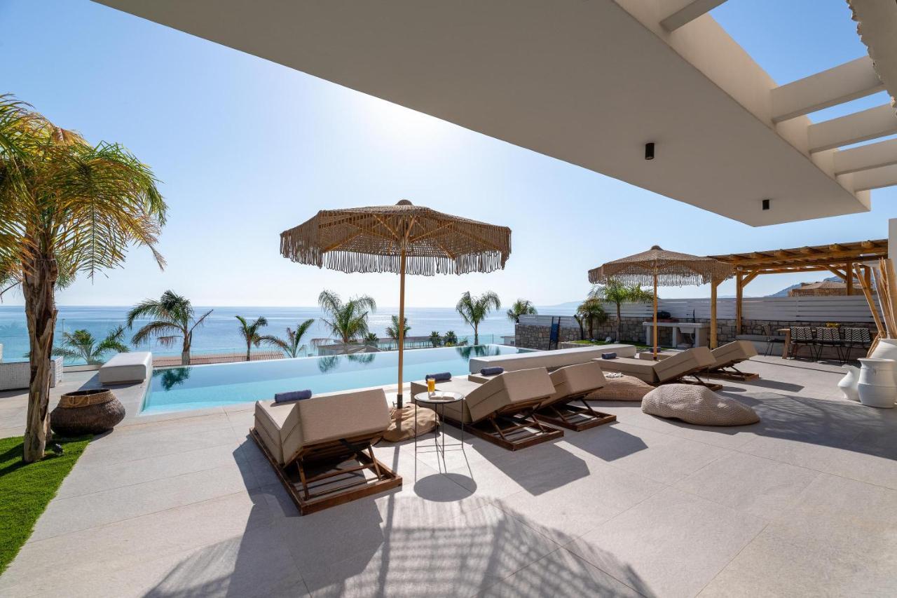Lido Blue Villa Pefki  ภายนอก รูปภาพ